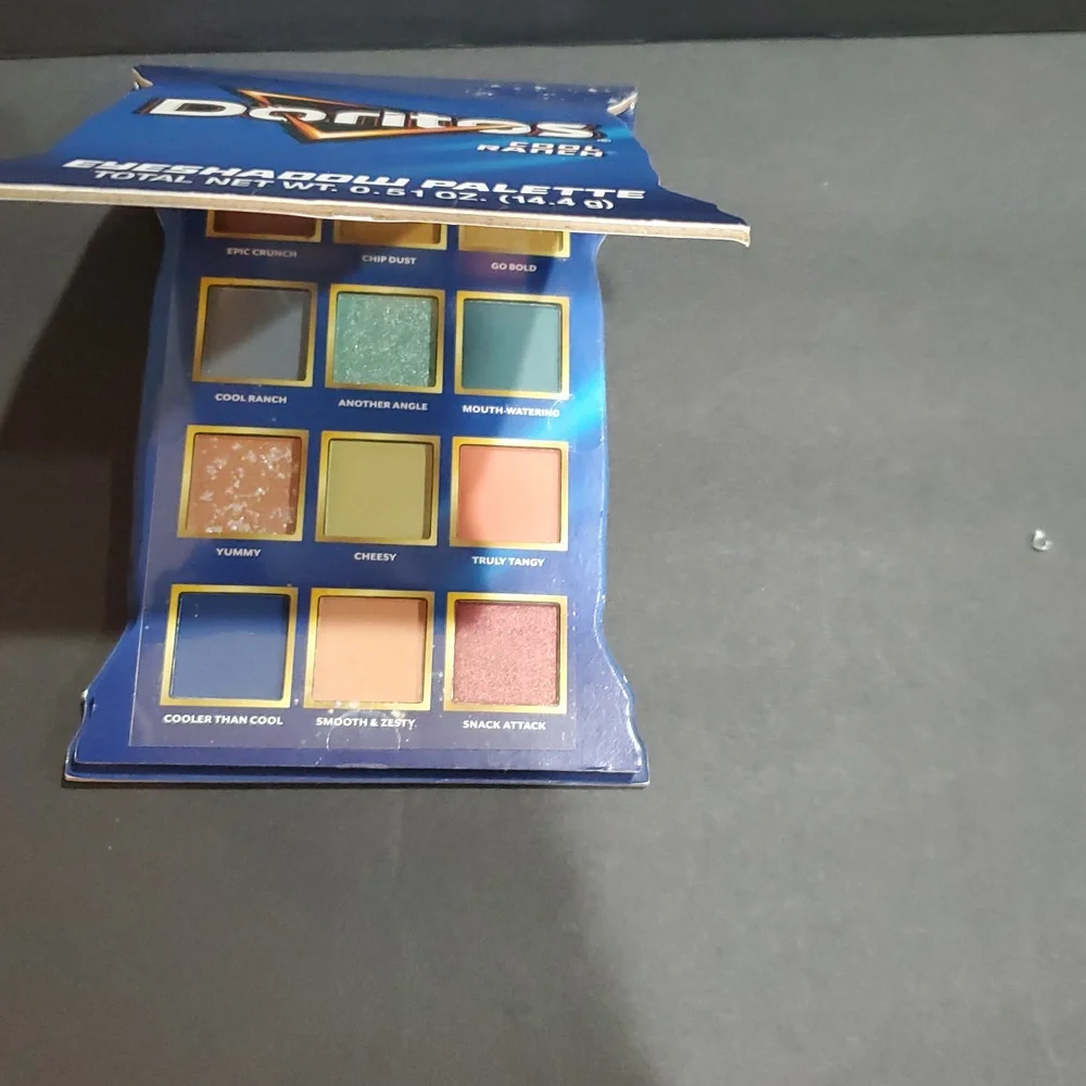 Doritos cool ranch 12 color eyeshadow‎ palette new